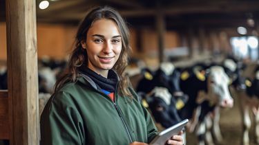 produccion de leche: crea y nestle capacitan a la nueva generacion