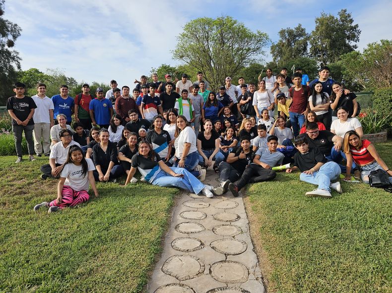 “Empezamos haciendo el proceso de orientación vocacional con un grupo de alumnos destacados, que sobresalían en términos aptitudinales y que esencialmente necesitaban una ayuda extra para poder hacer una carrera universitaria”, detalló Bongiovanni.