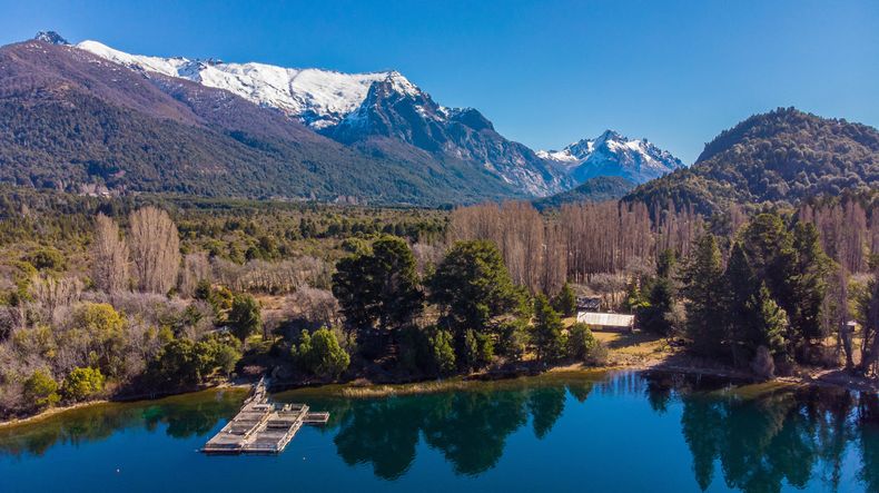 Lago Alicur&aacute;, en la provincia de R&iacute;o Negro, donde se cr&iacute;an las truchas de Siete Truchas.