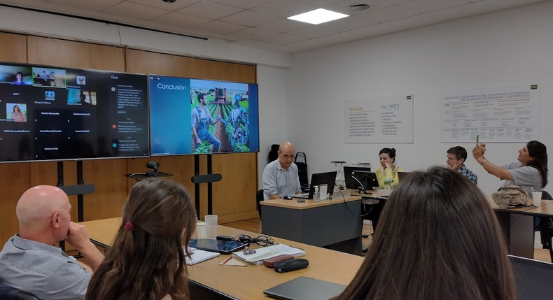 Martín Oestehedl en la Mesa de Planes Nacionales de la red CREA