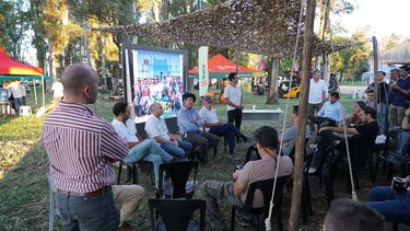 humanos con recursos, una mirada centrada en la formacion y desarrollo personal