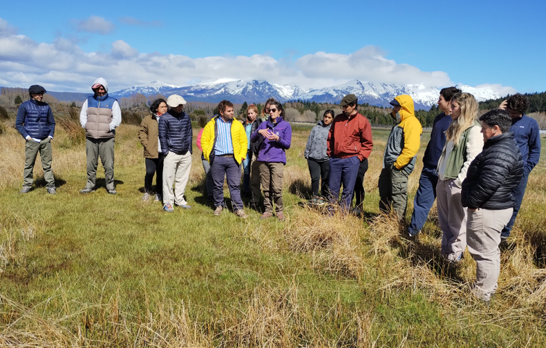 Jornada organizada por CREA Patagonia en INTA Esquel sobre gestión sostenible de mallines