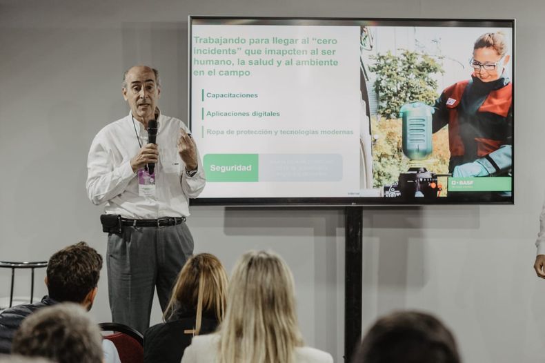 Presentaci&oacute;n realizada por BASF en el Congreso CREA 2022