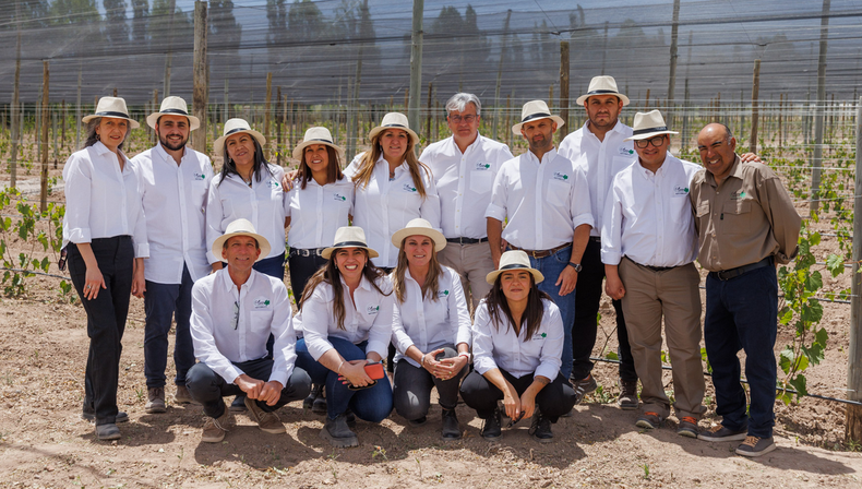 Parte del equipo de Mercier Argentina. La filial de la empresa francesa Pépiniéres Mercier se instaló en el país en 1998.