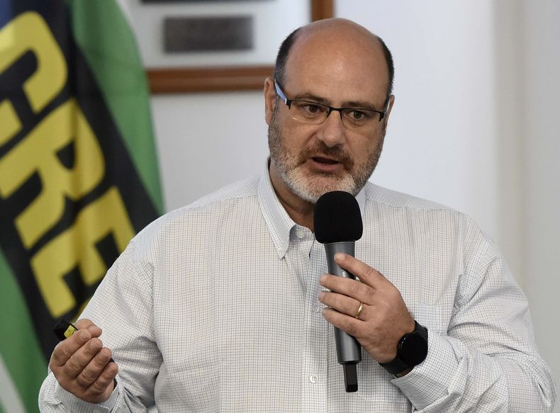 José M. Lizzi